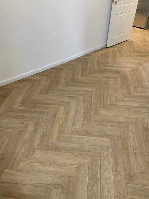 Виниловая плитка Alpine Floor Parquet LVT ECO 16-3 Дуб Ваниль Селект 
